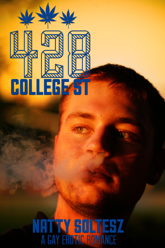 428 College St